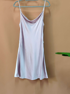Custom Printing Sexy Cowl Neck Slip Dress 100 Seide mit Schlitz für Frauen für den Großhandel