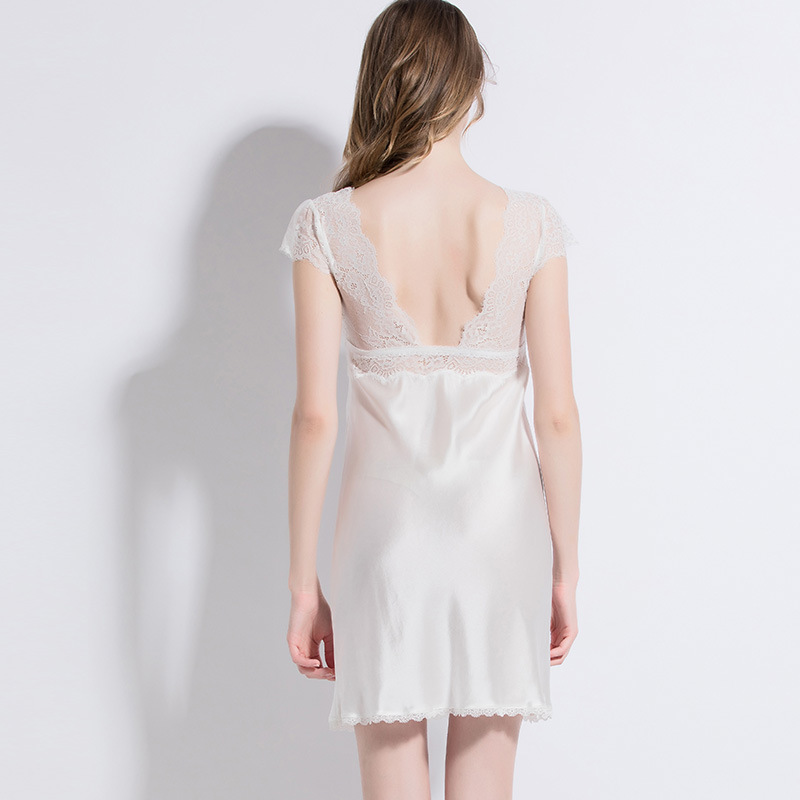 Herstellung Weißes, ärmelloses, kurzes Slip-Trägerkleid aus Maulbeerseide für Brautpaare